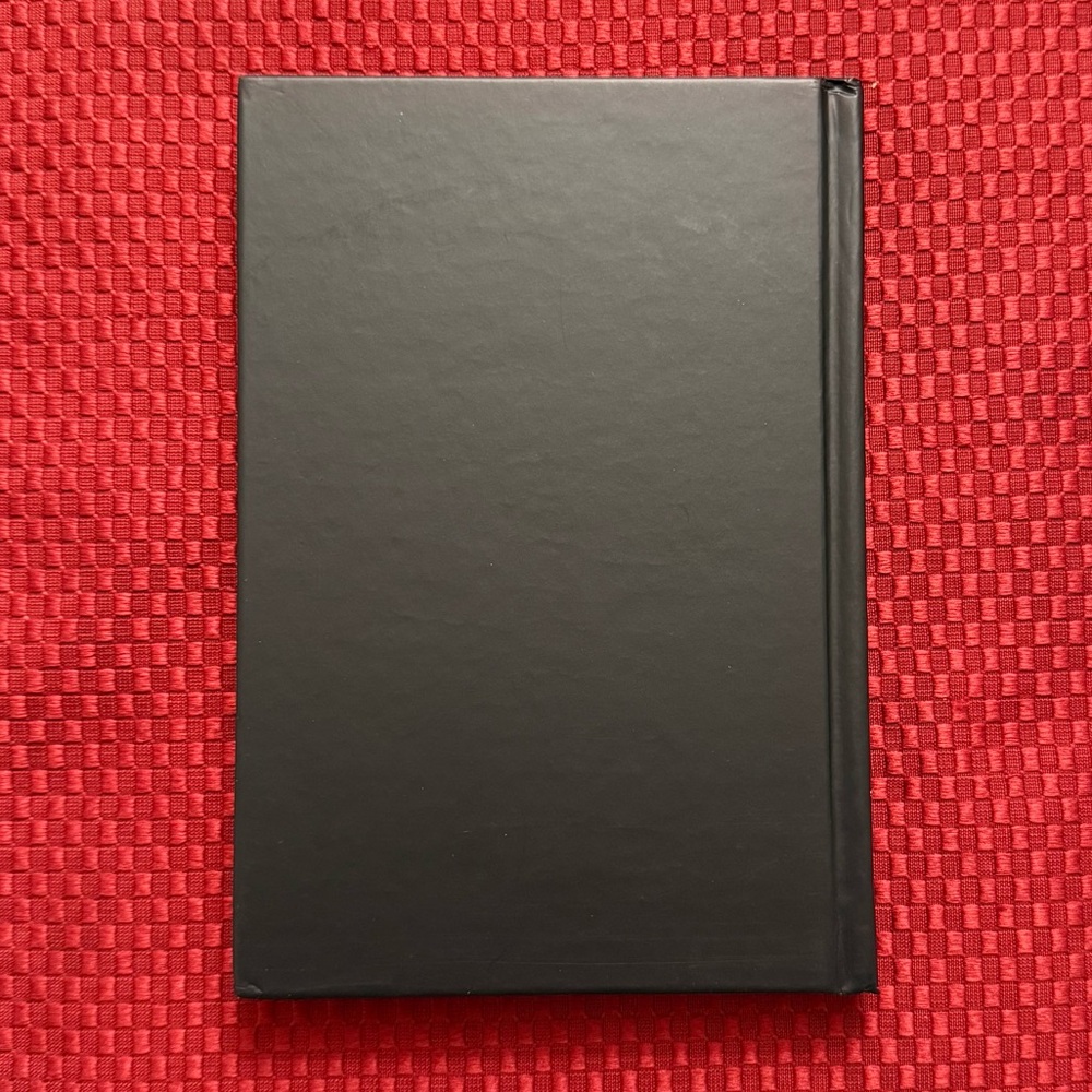 Fashion Books - Picture 10 of 10